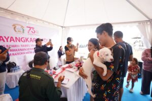 Waketum Bhayangkari Kampanye Rabies, 350 Ekor Hewan Divaksin di Polres Buleleng