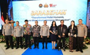 Sarasehan Hari Jadi ke-74 Humas Polri, Nanan Soekarna: Polisi Humanis Berlandaskan Kejujuran