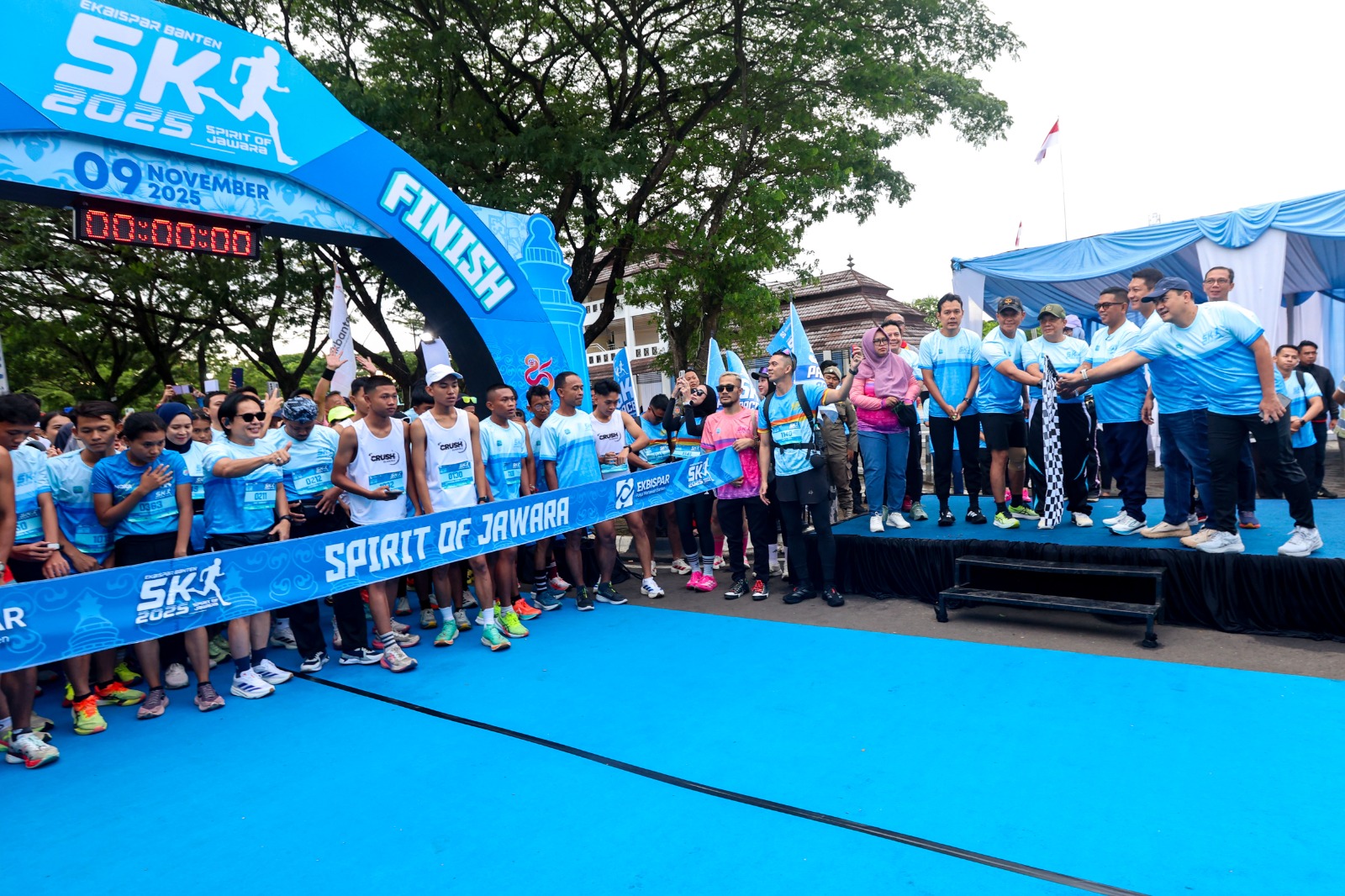 Gubernur Andra Soni Lepas Lomba Lari Ekbispar Banten 5K 2025, Ini Tujuannya