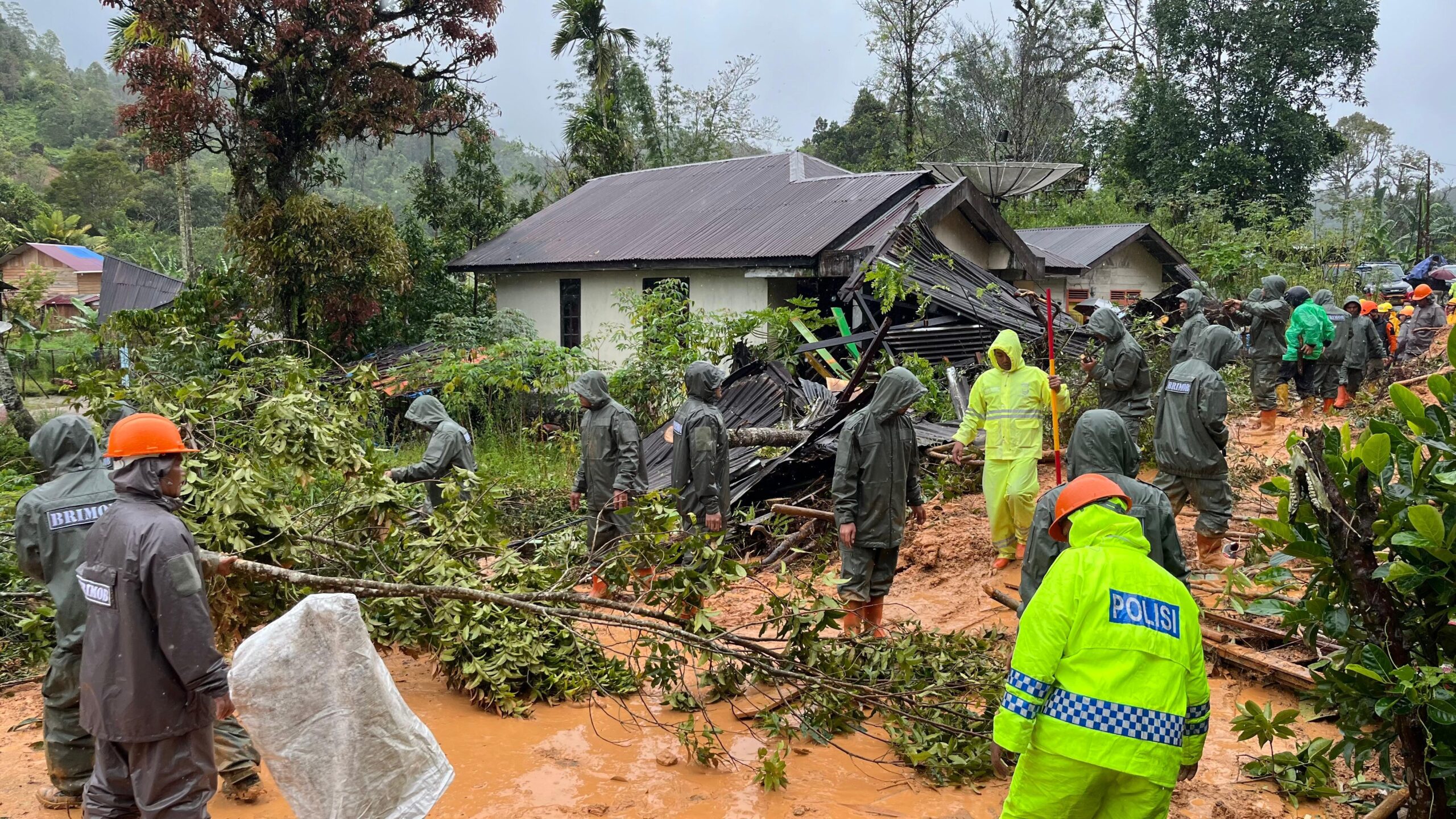 Banjir dan Longsor di Sumatera Utara, BNPB: 116 Orang Meninggal dan 42 Hilang 1 Banjir dan Longsor di Sumatera Utara, BNPB: 116 Orang Meninggal dan 42 Hilang