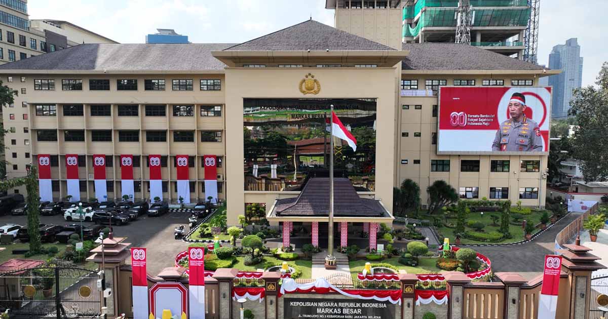 Citra Polisi Digerus Hoaks di Media Sosial