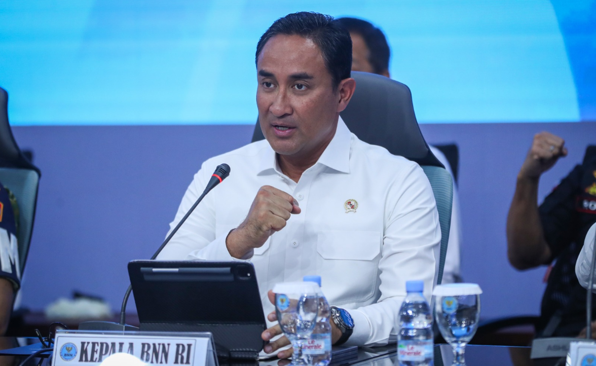 BNN Grebek Kampung Berlan, 25 Orang Pengedar dan 1 Bandar Narkoba Ditangkap