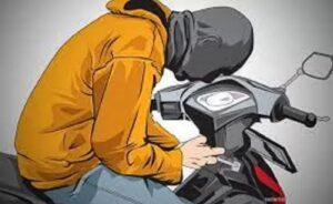 Maling Motor Dikeroyok Massa Sebelum Diserahkan ke Polisi
