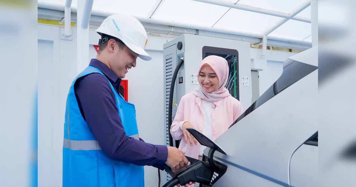 Gandeng Indosat Business, PLN percepat Ekosistem EV Lewat Digitalisasi SPKLU dan Transformasi Layanan Energi
