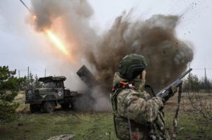 Rusia Kuasai Sejumlah Kota Strategis, Tekan Zelenskyy untuk Pilih Damai atau Hancur