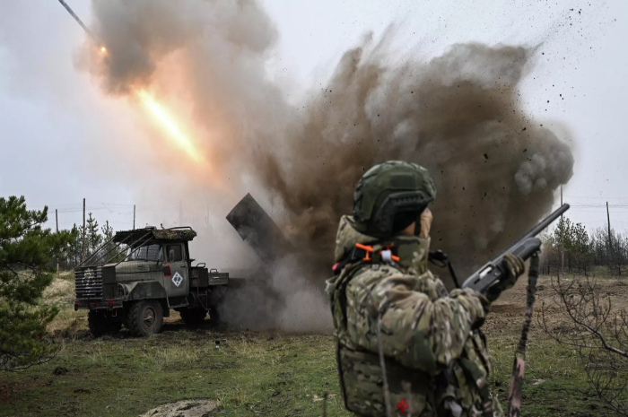 Rusia Kuasai Sejumlah Kota Strategis, Tekan Zelenskyy untuk Pilih Damai atau Hancur