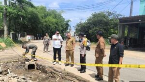 Timbulkan Banjir, Proyek Drainase di Jalur Lintasan Presiden Prabowo Ditutup Bupati dan DPRD Kabupaten Bogor