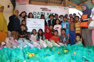 Dompet Dhuafa dan Tokopedia Salurkan Bantuan untuk Korban Banjir di Lubuk Minturun, Padang