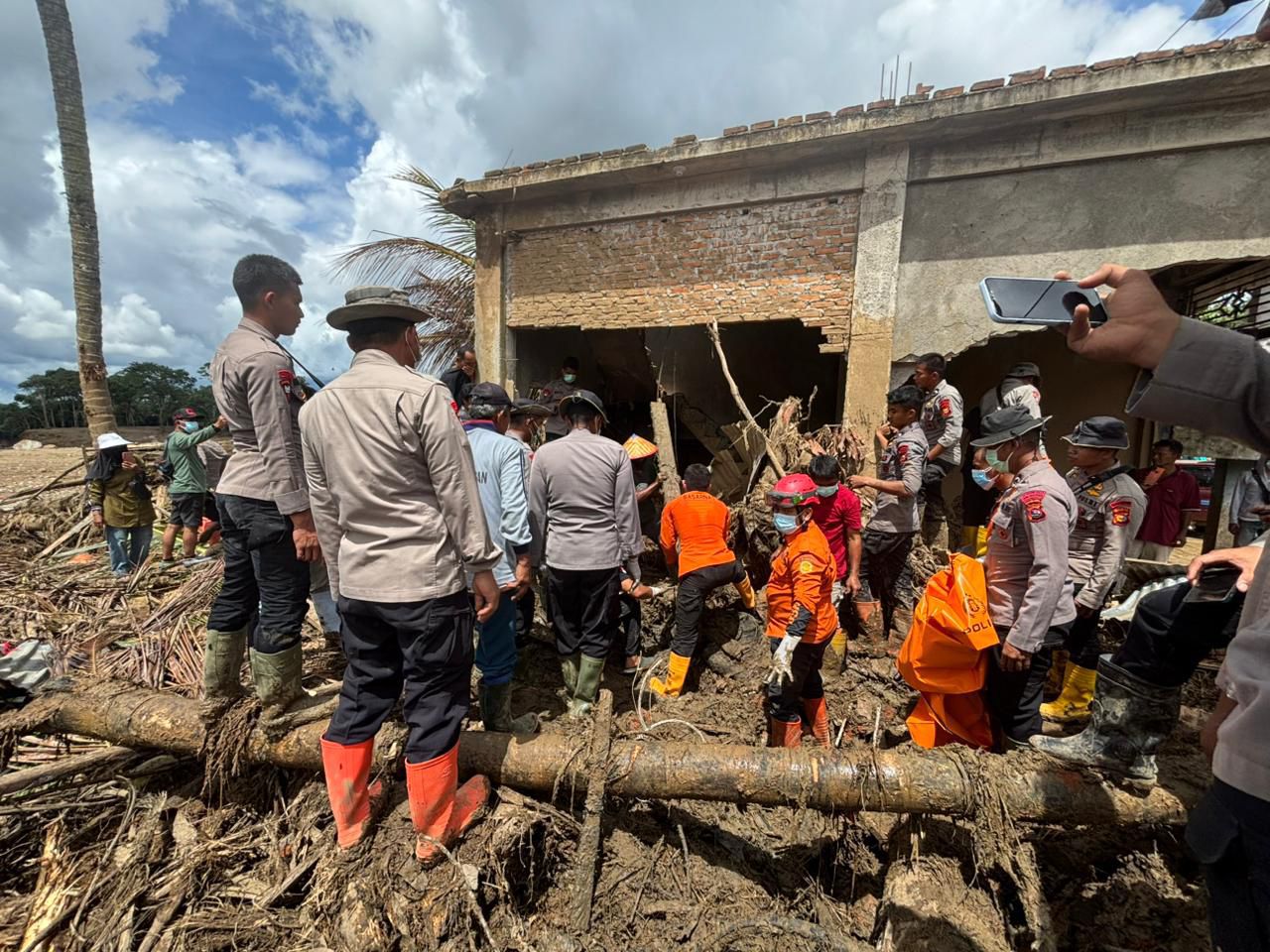 Bertambah 9 Orang, Korban Meninggal Bencana Sumatera Jadi 1.068 Orang 1 Bertambah 9 Orang, Korban Meninggal Bencana Sumatera Jadi 1.068 Orang