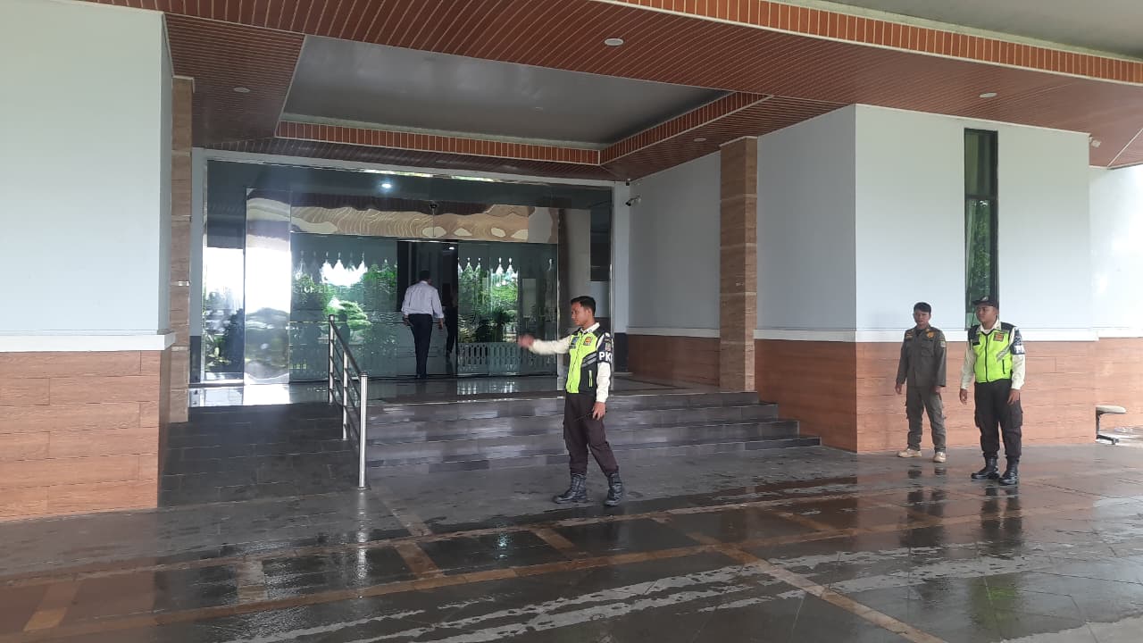 Bupati Bekasi Ade Kuswara Kunang Terjaring OTT KPK, Wabup Asep Bilang Gini 1 Bupati Bekasi Ade Kuswara Kunang Terjaring OTT KPK, Wabup Asep Bilang Gini