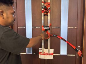 KPK Segel Ruang Kerja Bupati Bekasi, Ade Kunang Terjaring OTT?