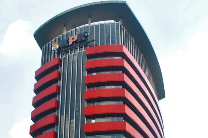 Sehari Tiga OTT! Jaksa, Bupati, hingga Pengacara Digulung KPK