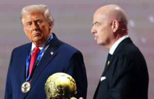 FIFA Dituding Langgar Netralitas Politik, Infantino Beri "Hadiah Perdamaian" ke Donald Trump 8 FIFA Dituding Langgar Netralitas Politik, Infantino Beri "Hadiah Perdamaian" ke Donald Trump
