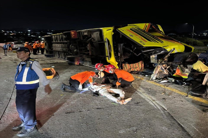 Doa dari Tol Krapyak: Malam Terakhir Bus Cahaya Trans dan Nyawa yang Tersisa
