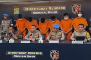 Enam Oknum Polisi Pengeroyok Debt Collector Terancam Dipecat