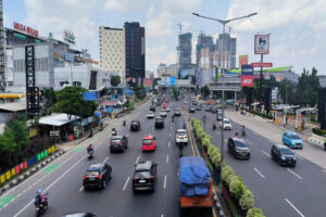 Catat! Mulai 18 Desember 2025, Truk Berat Dilarang Melintas di Jalan Arteri Bekasi