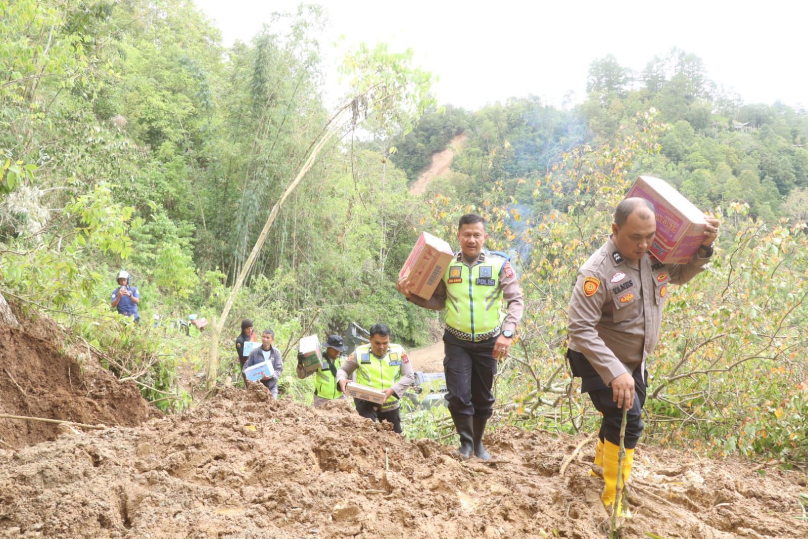 BNPB Laporkan Masih Banyak Wilayah yang Terisolir Akibat Bencana