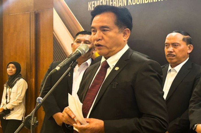 PP Baru Segera Terbit! Yusril Tegaskan Aturan Jabatan Polisi di Luar Struktur akan Diperjelas 1 PP Baru Segera Terbit! Yusril Tegaskan Aturan Jabatan Polisi di Luar Struktur akan Diperjelas