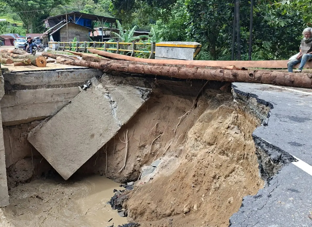 Update BNPB: Korban Tewas Tembus 867 Orang dan 521 Lainnya Masih Dicari