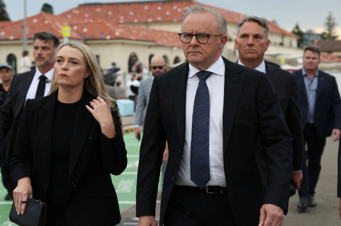 PM Australia Anthony Albanese Dicemooh di Acara Peringatan Korban Penembakan Bondi