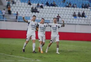 Menang Drastis dari Arema, Persita Kuntit Persib Persija di Papan Atas Klasemen 5 Menang Drastis dari Arema, Persita Kuntit Persib Persija di Papan Atas Klasemen