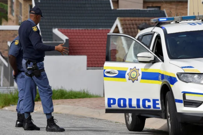 Polisi Afrika Selatan Buru Geng Bersenjata Pelaku Penembakan Brutal di Bekkersdal