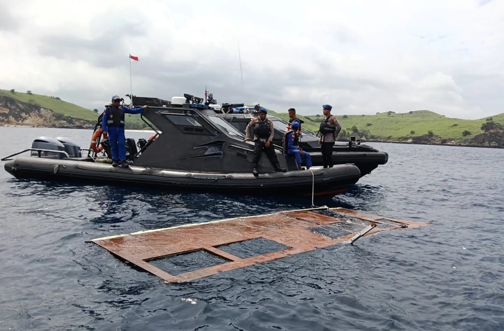 Serpihan KM Putri Sakinah Ditemukan, Pencarian Korban Diperluas hingga 30 Mil