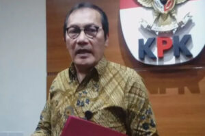 Saut Situmorang Tantang KPK Jelaskan Hilangnya Rp2,7 Triliun Kasus Aswad Sulaiman 9 Saut Situmorang Tantang KPK Jelaskan Hilangnya Rp2,7 Triliun Kasus Aswad Sulaiman