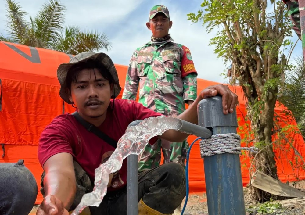 BNPB Buat Sumur Bor untuk Pemenuhan Air Bersih di Langkahan Aceh Utara 1 BNPB Buat Sumur Bor untuk Pemenuhan Air Bersih di Langkahan Aceh Utara