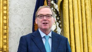 Trump Siapkan Pengganti Ketua The Fed: Kevin Hassett Muncul sebagai Kandidat Utama 1 Trump Siapkan Pengganti Ketua The Fed: Kevin Hassett Muncul sebagai Kandidat Utama
