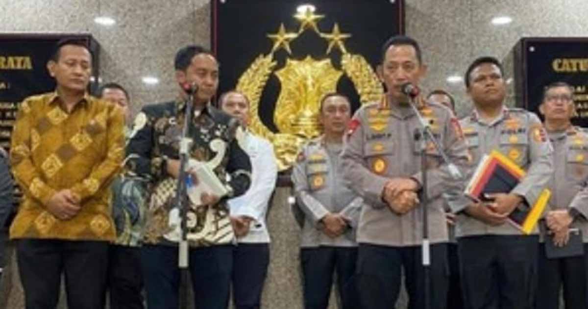 Kapolri Sebut Kayu Gelondongan di Banjir Bandang Sumatera Diduga Ada Pelanggaran