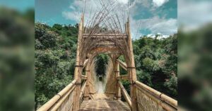 Jembatan Bambu Penghubung Bogor-Karawang Putus Akibat Luapan Air Sungai Ciomas 1 Jembatan Bambu Penghubung Bogor-Karawang Putus Akibat Luapan Air Sungai Ciomas