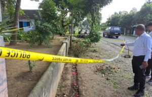 Mayat Wanita Mrs X Dikolong Angkutan Kota, Polisi Lakukan Penyelidikan