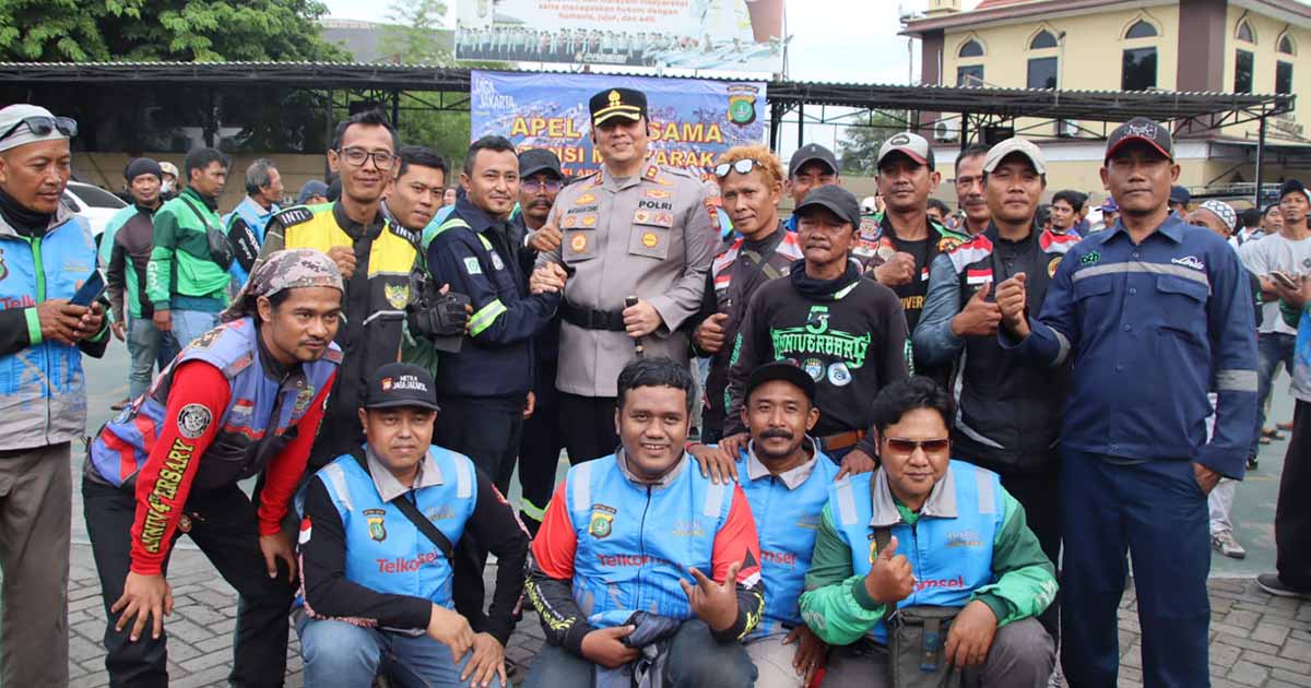 Ratusan Elemen Masyarakat Siap Jaga Keamanan dan Ketertiban Pelabuhan Tanjung Priok 1 Ratusan Elemen Masyarakat Siap Jaga Keamanan dan Ketertiban Pelabuhan Tanjung Priok