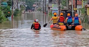 Siaga Cuaca Ekstrem, Pemkot Bekasi Pasang EWS di Empat Titik Rawan Banjir