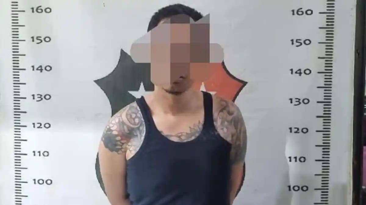 Preman Bertato Ditangkap Polisi Setelah Palak dan Ancam Pegawai Toko Frozen Food Dengan Senjata Tajam