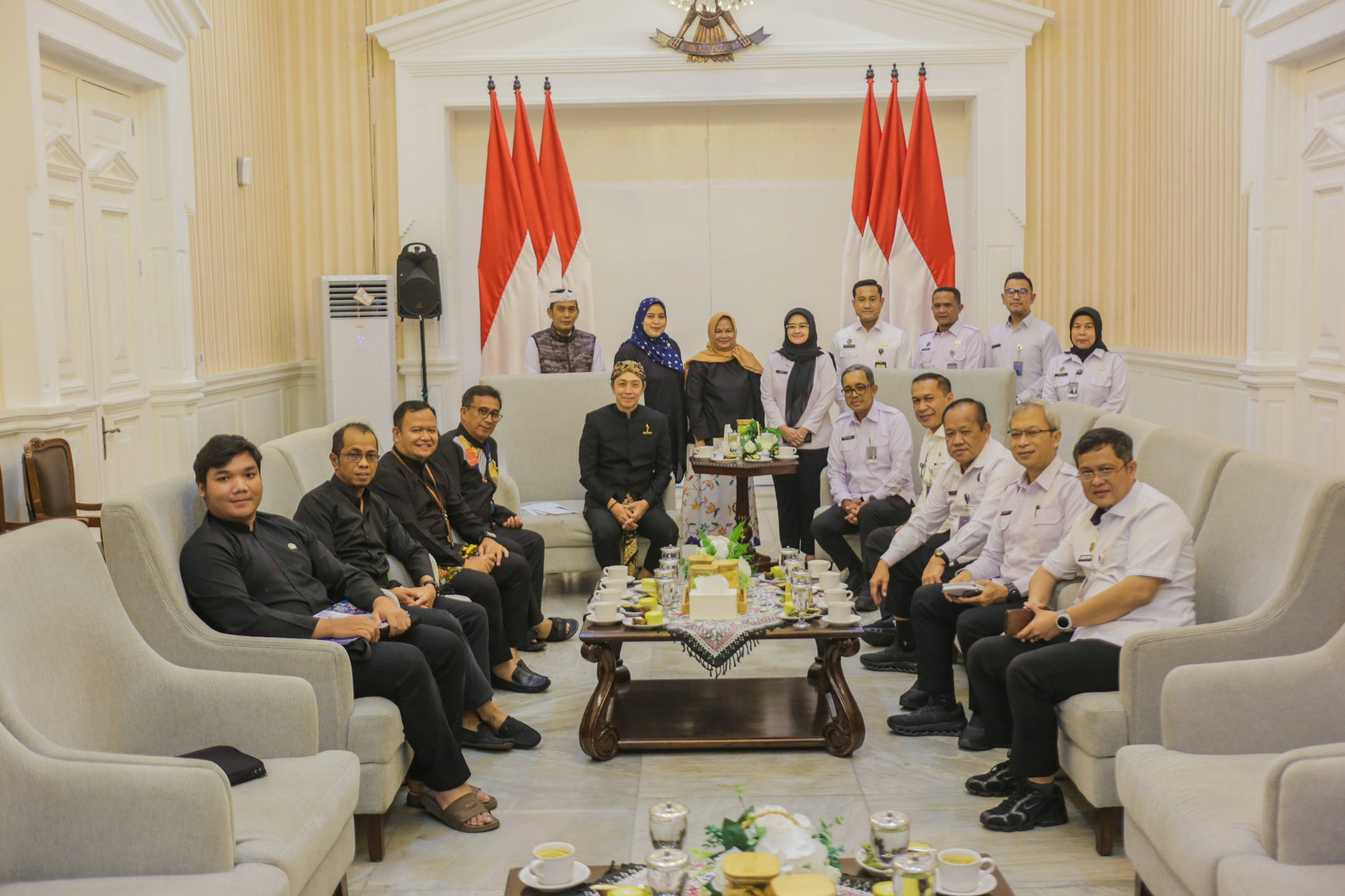 Wali Kota Bogor dan Sekjen Kemenimipas Bahas Lahan Hibah Diruang Paseban Suradipati Balaikota Bogor