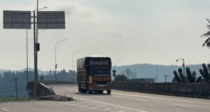Kebijakan WFA Picu Lonjakan Mobilitas, Pemerintah Tutup Akses Truk di Tol hingga 4 Januari 2026 3 Kebijakan WFA Picu Lonjakan Mobilitas, Pemerintah Tutup Akses Truk di Tol hingga 4 Januari 2026
