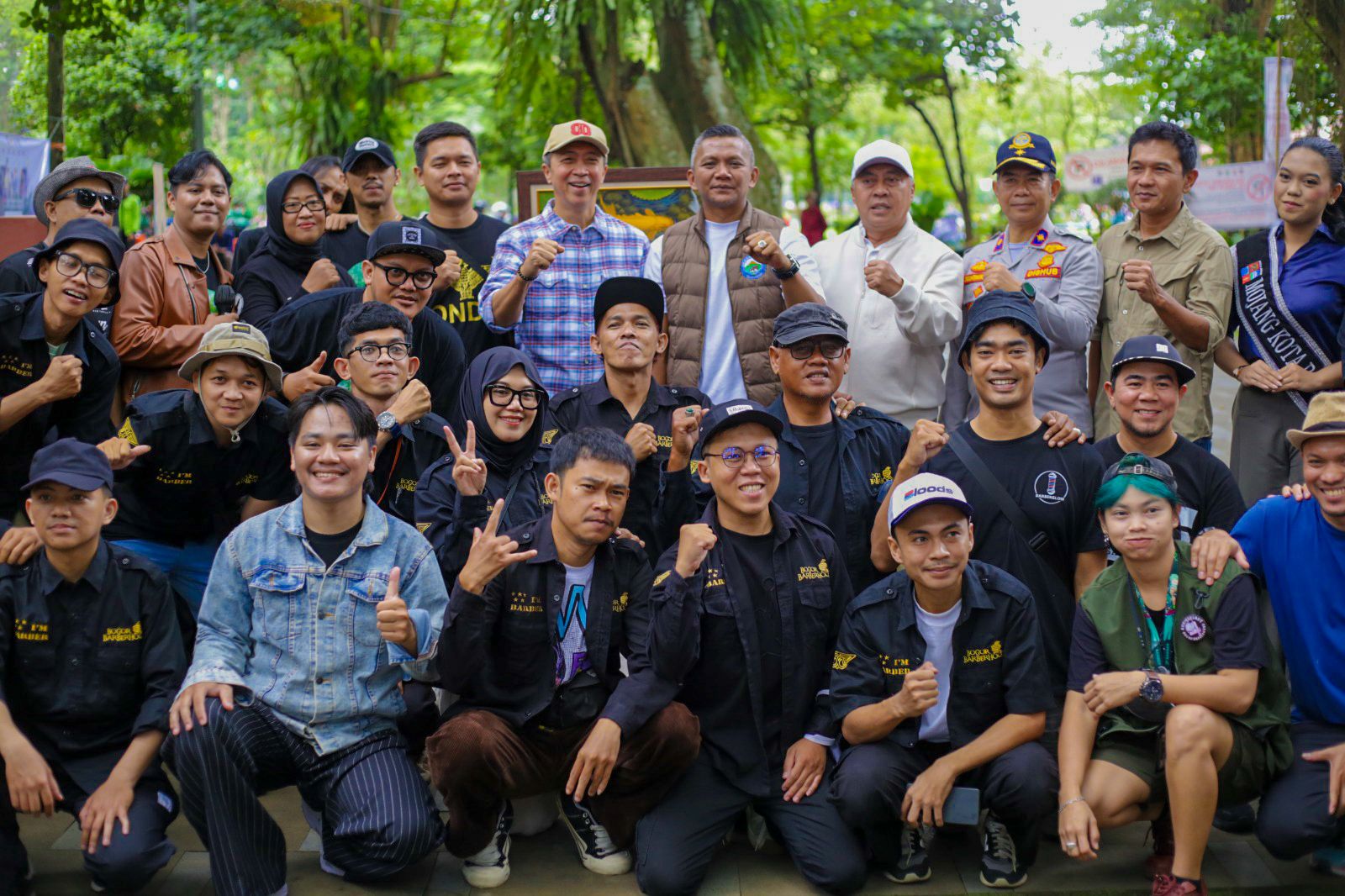 Konser Amal dan Cukur Bayar Seikhlasnya, Wujud Kepedulian Bogor bagi Korban Bencana Sumatera dan Aceh 3 WhatsApp Image 2025 12 27 at 20.07.47 3