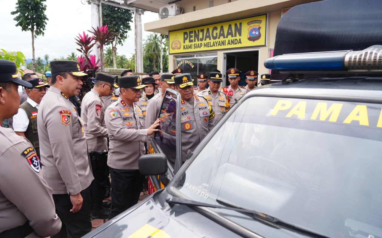 Inovasi Polres Padang Pariaman, SPKT Raun Hadirkan Layanan Keliling hingga Teras Rumah 1 Inovasi Polres Padang Pariaman, SPKT Raun Hadirkan Layanan Keliling hingga Teras Rumah