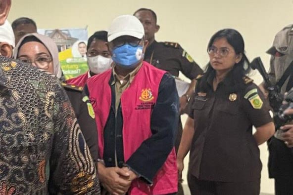 Deretan Kasus Hukum yang Guncang Bekasi 2025: Mafia Pagar Laut hingga KPK OTT Bupati 3 WhatsApp Image 2025 12 31 at 18.05.15