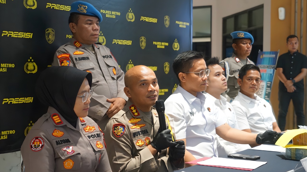 Deretan Kasus Hukum yang Guncang Bekasi 2025: Mafia Pagar Laut hingga KPK OTT Bupati 6 WhatsApp Image 2025 12 31 at 18.05.16 1