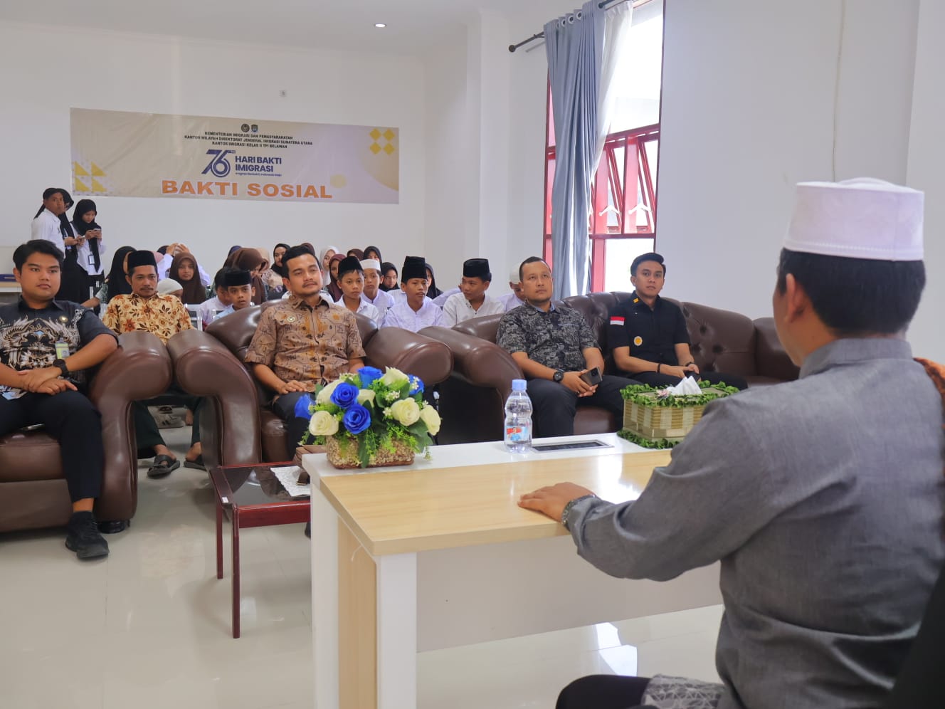 Imigrasi Belawan Gelar Bakti Sosial Bersama Anak Panti Asuhan Al Washliyah