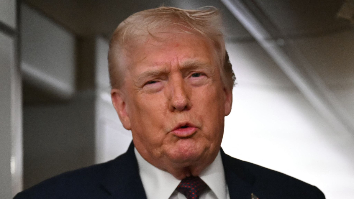 Trump Tegaskan AS akan “Akuisisi” Greenland, Klaim Ancaman Rusia–China Dibantah Sekutu