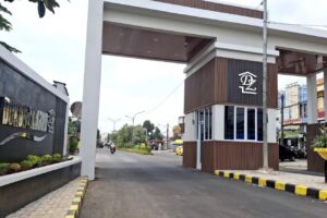 Viral Gapura Rp1 Miliar di Bekasi Berdiri di Tengah Jalan Rusak, Ini Penampakannya 9 Viral Gapura Rp1 Miliar di Bekasi Berdiri di Tengah Jalan Rusak, Ini Penampakannya