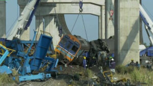 29 Orang Tewas, KA Tabrak Derek di Proyek Kereta Cepat Thailand