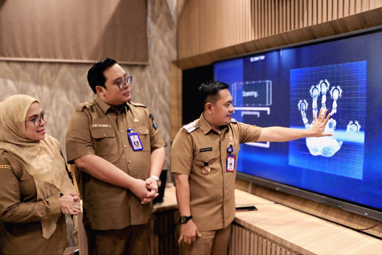 Kecamatan Kelapa Dua Luncurkan Pedas Dikit, Solusi Digital untuk Pelayanan Kependudukan 1 Kecamatan Kelapa Dua Luncurkan Pedas Dikit, Solusi Digital untuk Pelayanan Kependudukan