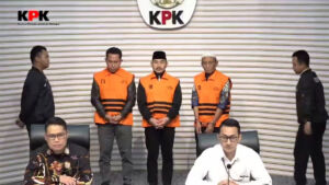 KPK Bongkar “Kekuasaan Bayangan” di Bekasi: Ayah Bupati Nonaktif Jadi Fokus, DPRD hingga Sopir Ikut Diperiksa