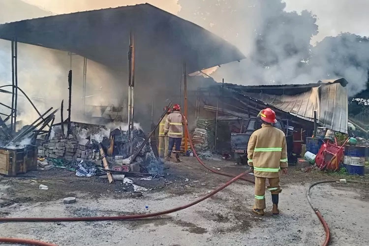 Tren Kebakaran di Bekasi Menurun, Ancaman Korsleting Listrik Tetap Dominan