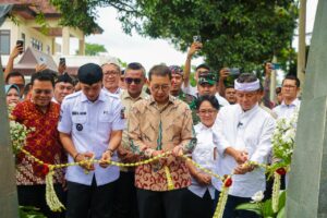 Komitmen Memajukan Kebudayaan Nasional, Menbud Resmikan Cungkup Prasasti Batutulis